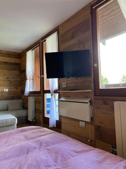 Incantevole Appartamento Stile Chalet Breuil Cervinia Exterior photo
